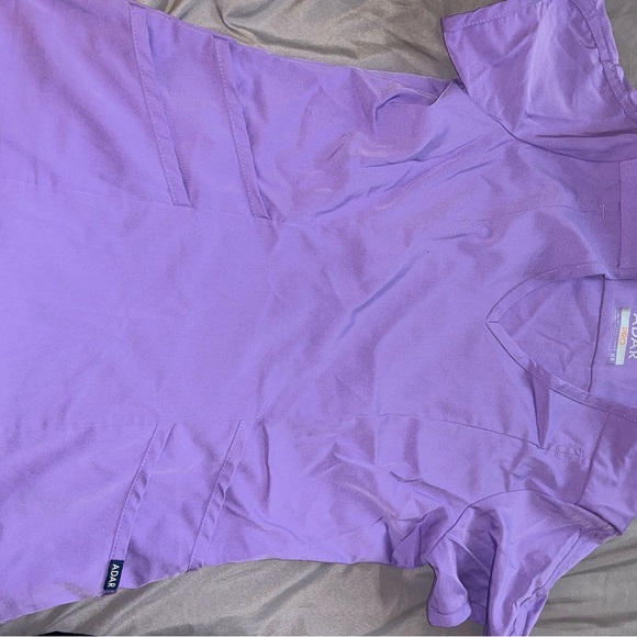 ADAR scrub shirt and scrub pants - Picture 2 of 6